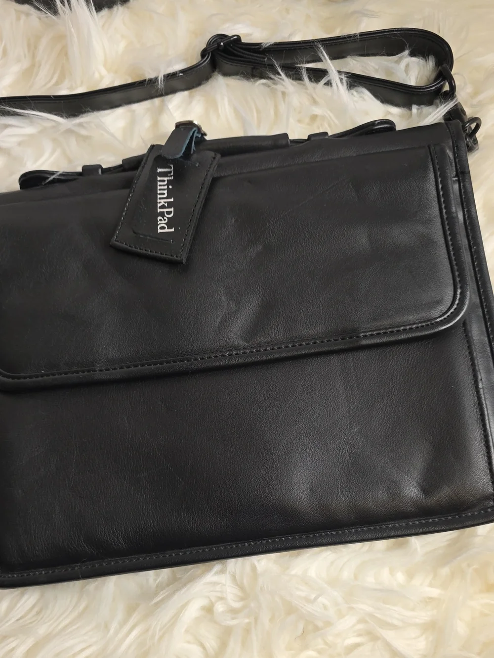 Think Pad Black Leather Laptop Messenger Bag Adjustable Strap Fits Ipad/tablet